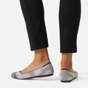 Rothy’s Flat Size 11.5 Grey Glen Plaid